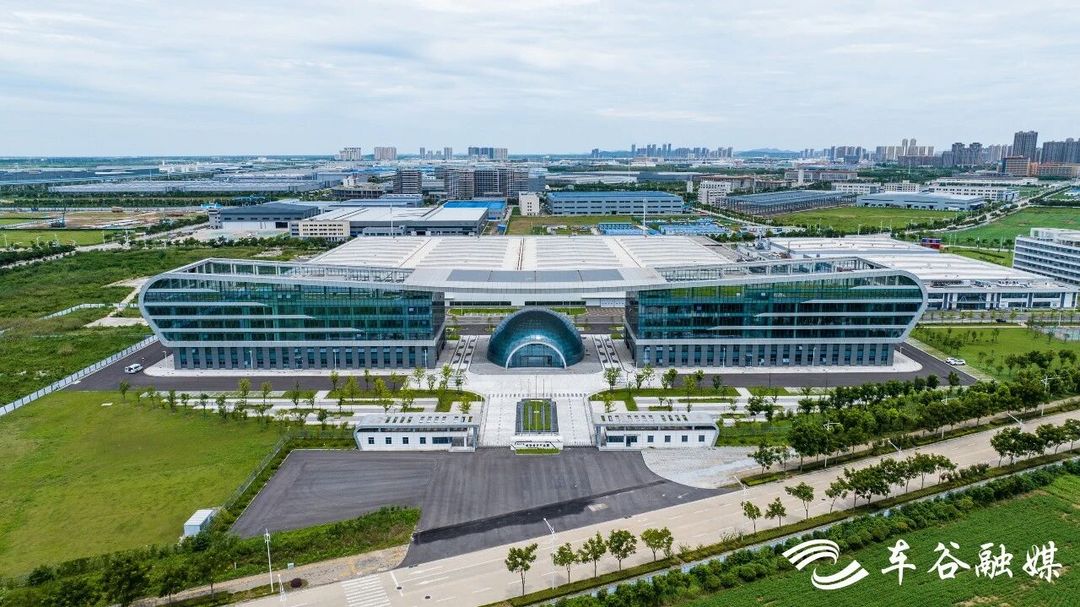 武汉经开区成立首个低空产业孵化平台