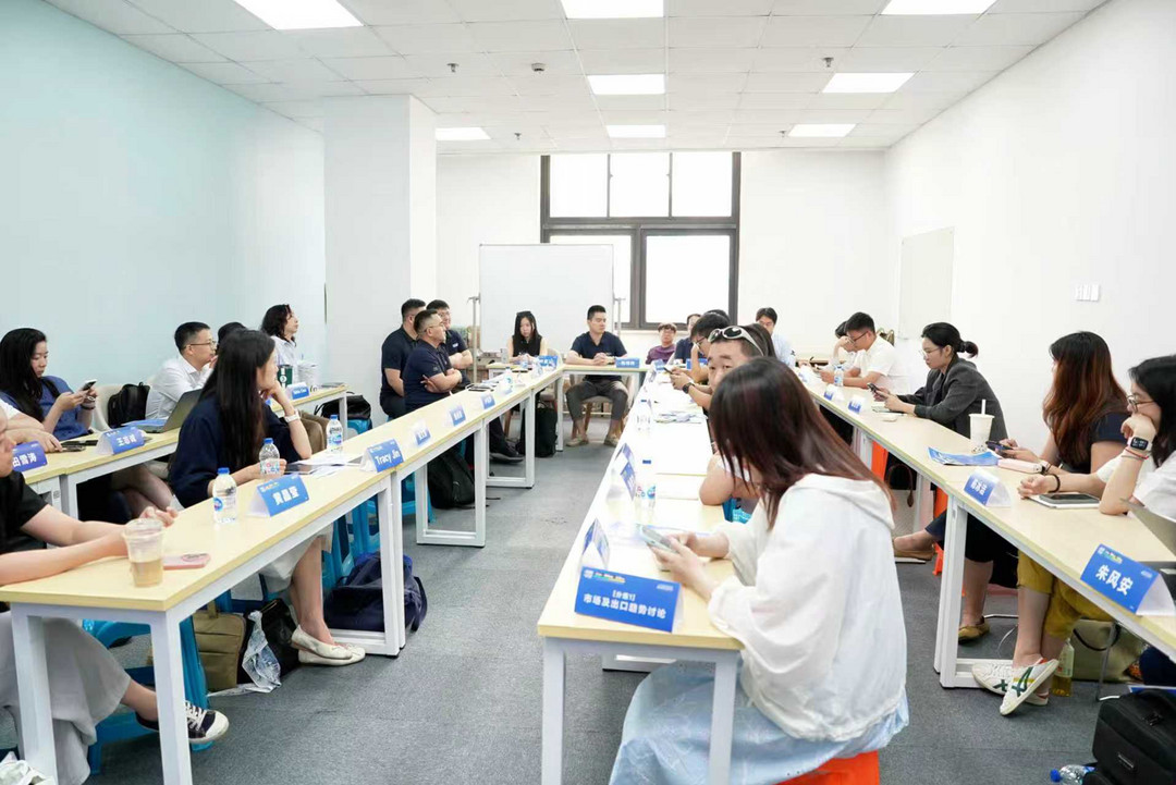 圆满落幕丨智竞全球·2026盖世汽车研究院年中闭门沙龙
