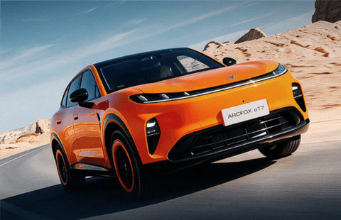 13.78万买车长超5米的大SUV！极狐T7预售72小时 订单破3万