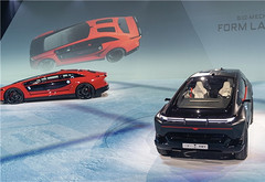 沙特国家汽车公司CEER首秀EXOBOT 轿车和 SUV
