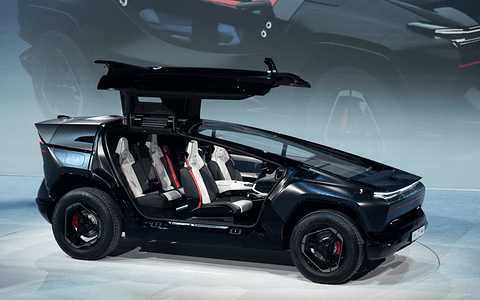 沙特国家汽车公司CEER首秀EXOBOT 轿车和 SUV