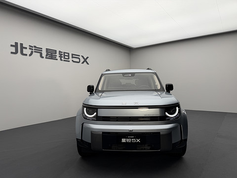 北汽星钽5X展车十一前到店，10月中旬将开启预售