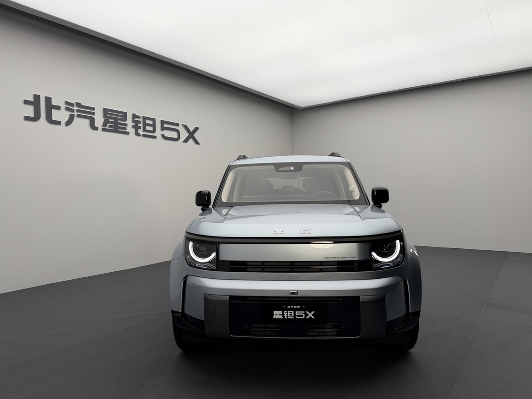5米级大车＋华为智驾，北汽星钽5X能撼动钛7吗？