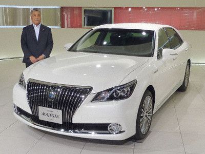 皇冠MAJESTA混動版新車型上市 