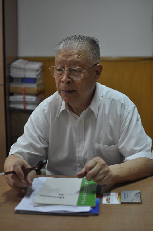 GDP创始者_中国gdp增长图(2)