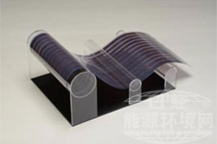 日本在室温下试制出薄膜型染料敏化太阳能电池
