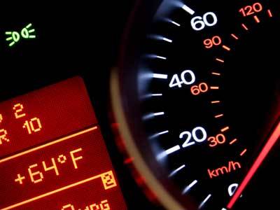 汽車(chē)是如何獲知道路限速信息的