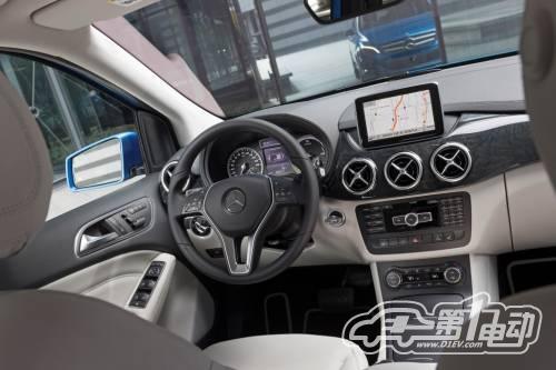 奔驰B级电动车亮相纽约车展 续航185公里