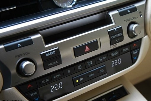 雷克薩斯ES300h混合動力車型