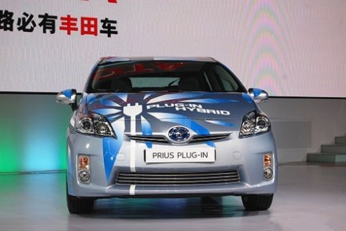 普銳斯插電式混合動力車型
