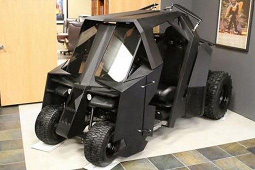 蝙蝠俠Tumbler電動高爾夫球車1.7萬美金售出