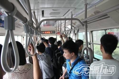 重庆快速充电混合动力客车运行实录