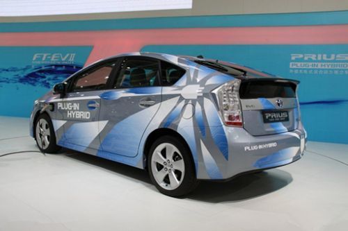 普銳斯插電式混合動力車型