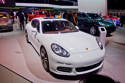 保時(shí)捷插電式混合動(dòng)力版Panamera S E-Hybrid
