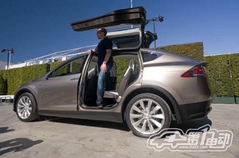 特斯拉Model X