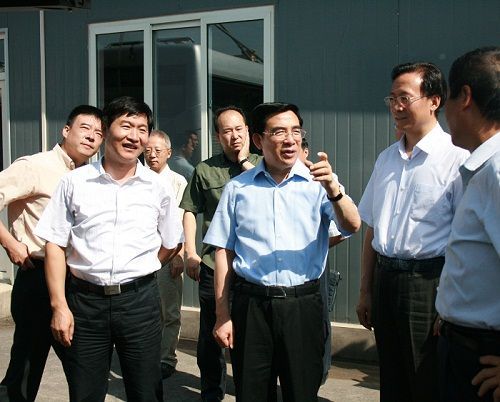北京市长王安顺：加快新能源公交应用