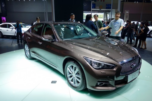 英菲尼迪Q50運(yùn)動(dòng)型轎車