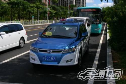 6月的深圳————”5.26”事故調(diào)查結(jié)果公布前鏡像