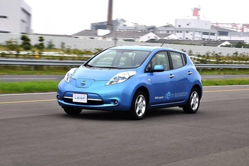 聆風電動汽車