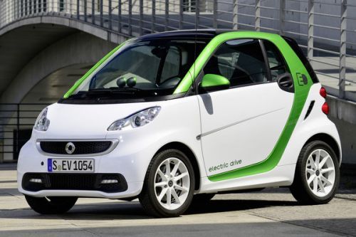 奔驰新能源小型车图片