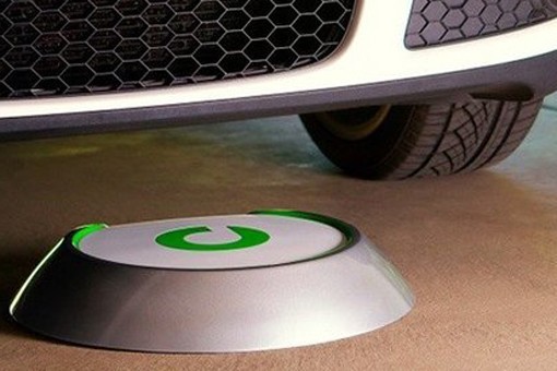 SAE確定電動汽車無線充電國際標(biāo)準(zhǔn)輸出功率和頻帶指標(biāo)
