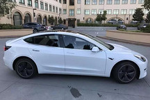 特斯拉Model 3路上曝光，無限接近量產版本