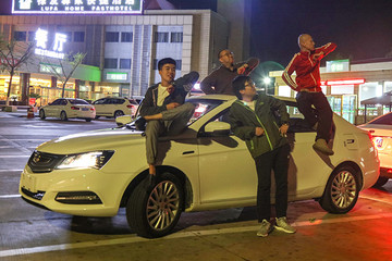 【視頻】新老款吉利帝豪EV   滿電往返雄安對比大測試