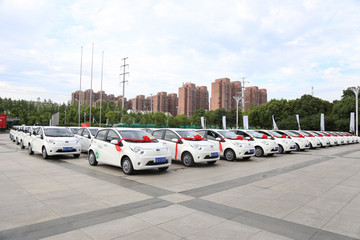 首批200台江淮iEV6E交付gofun出行，预计年内在合肥投放1000辆共享汽车