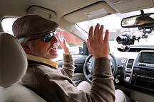 李彦宏首度回应上五环:未来无人车一定比司机更安全