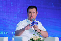 胡峥楠：吉利汽车无人驾驶“四步走”